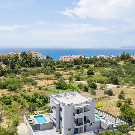 Vila Luxury David 2 Heated Pool